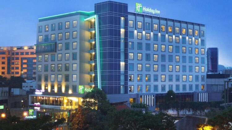 Holiday inn bandung pasteur