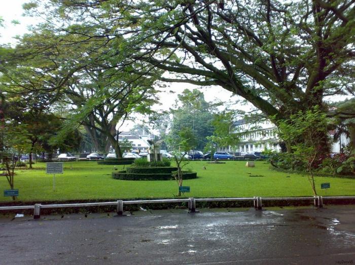 Taman balai kota bandung