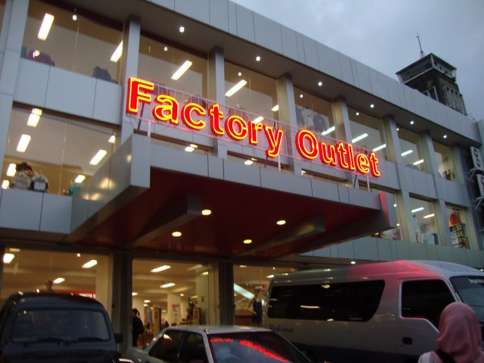 Factory outlet bandung