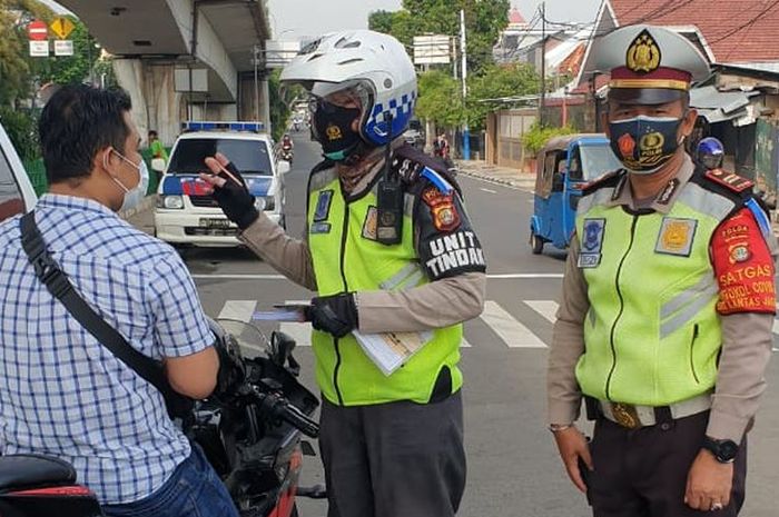 Keluhan masyarakat terhadap penerapan ganjil genap Jakarta terbaru 2024