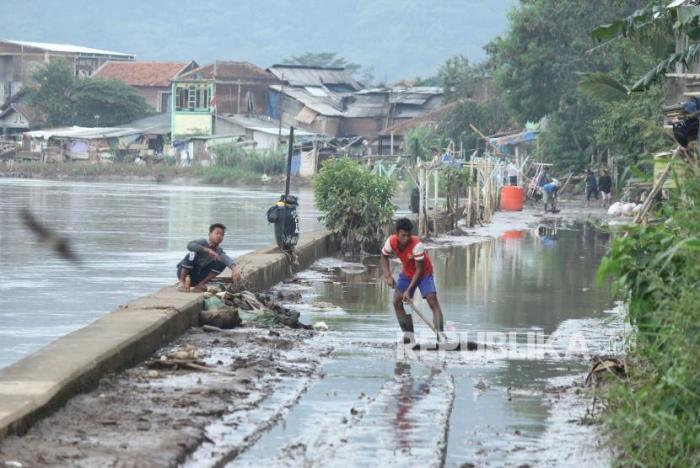 Apakah banjir di kabupaten bandung