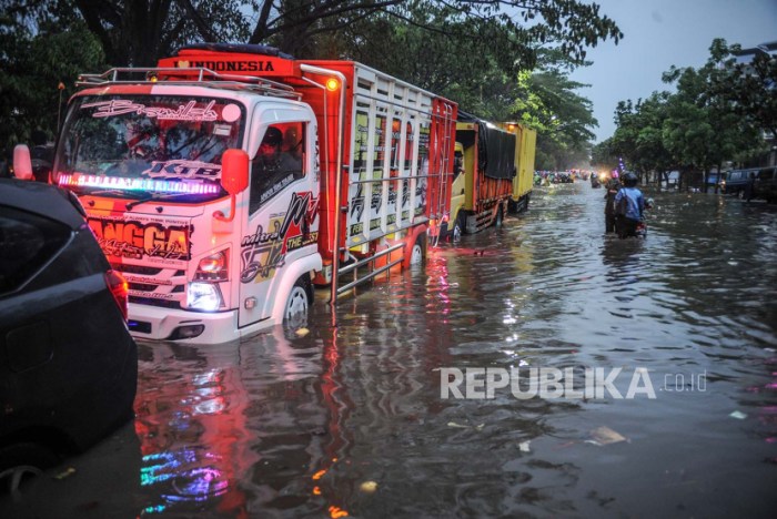 Kasus banjir di bandung