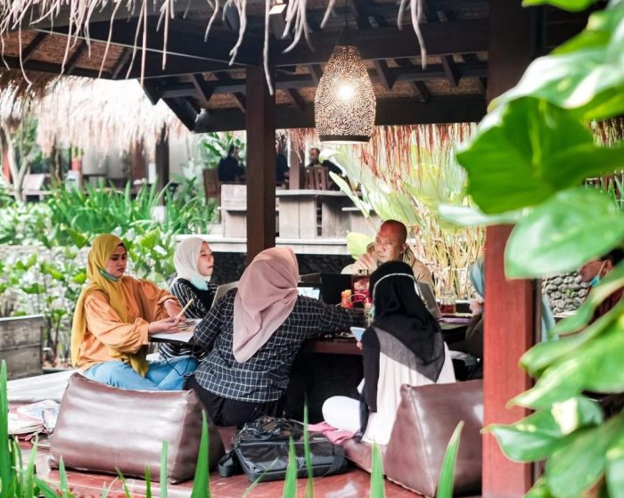 Tempat makan keluarga murah di bandung