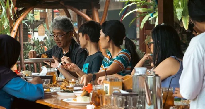 Rumah makan sunda murah di bandung