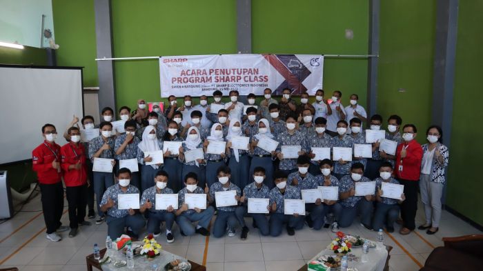 Smkn di bandung dengan teknik otomotif