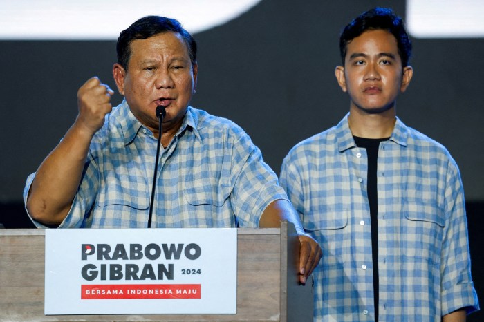 Argumen pro kontra batasan masa jabatan presiden di Indonesia