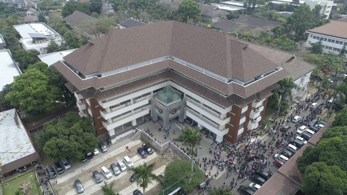 Alamat pendidikan politeknik pos indonesia bandung