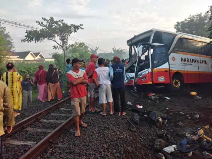 Kronologi kecelakaan bus pariwisata Batu Malang