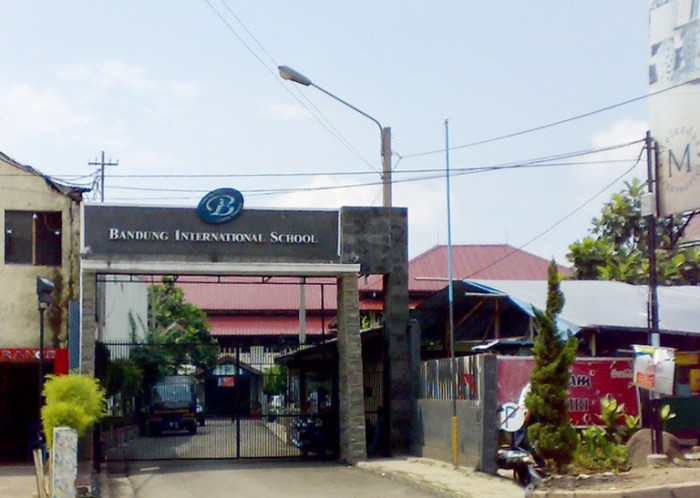 Bandung school parahyangan kota