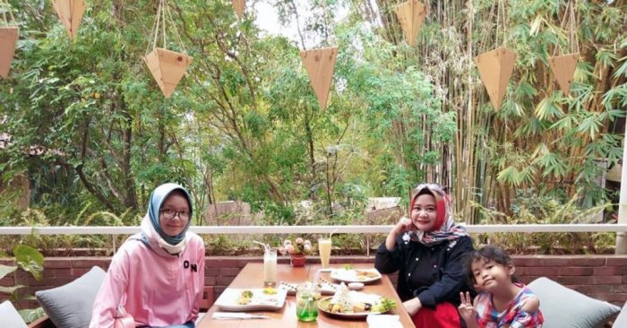 Tempat makan di bandung untuk keluarga