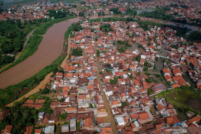 Bandung banjir deras usai titik dilanda hujan enam protokol barat rabu antara