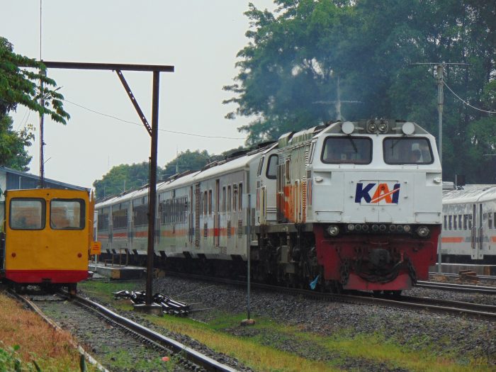 Cara naik kereta dari cikarang ke bandung