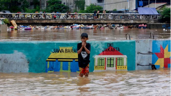 Apakah saat bandung terkena banjir di jakara tidak