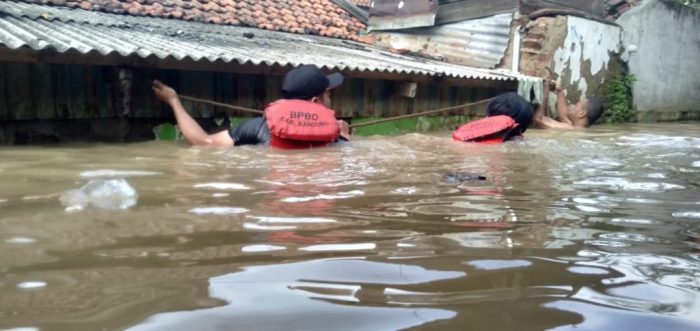 Bandung 1179 fled regency inundated evacuated southern