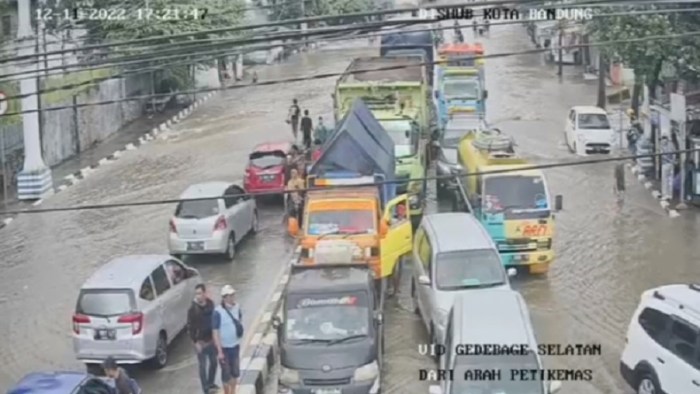 Berita hari ini bandung banjir