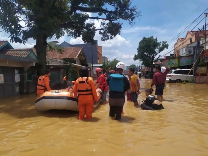 Banjir bandung sungai ciherang