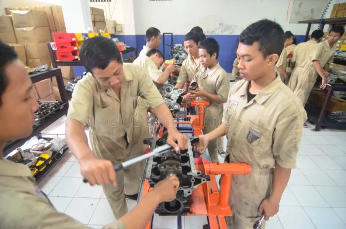 Smk jurusan otomotif di bandung