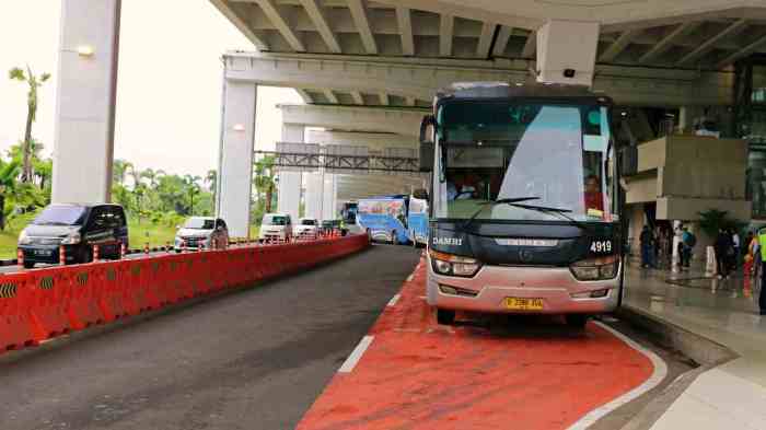 Travel ke bandara soekarno hatta dari bandung