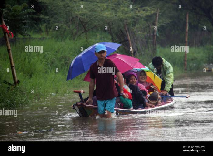 Massive bandung floods slideshow