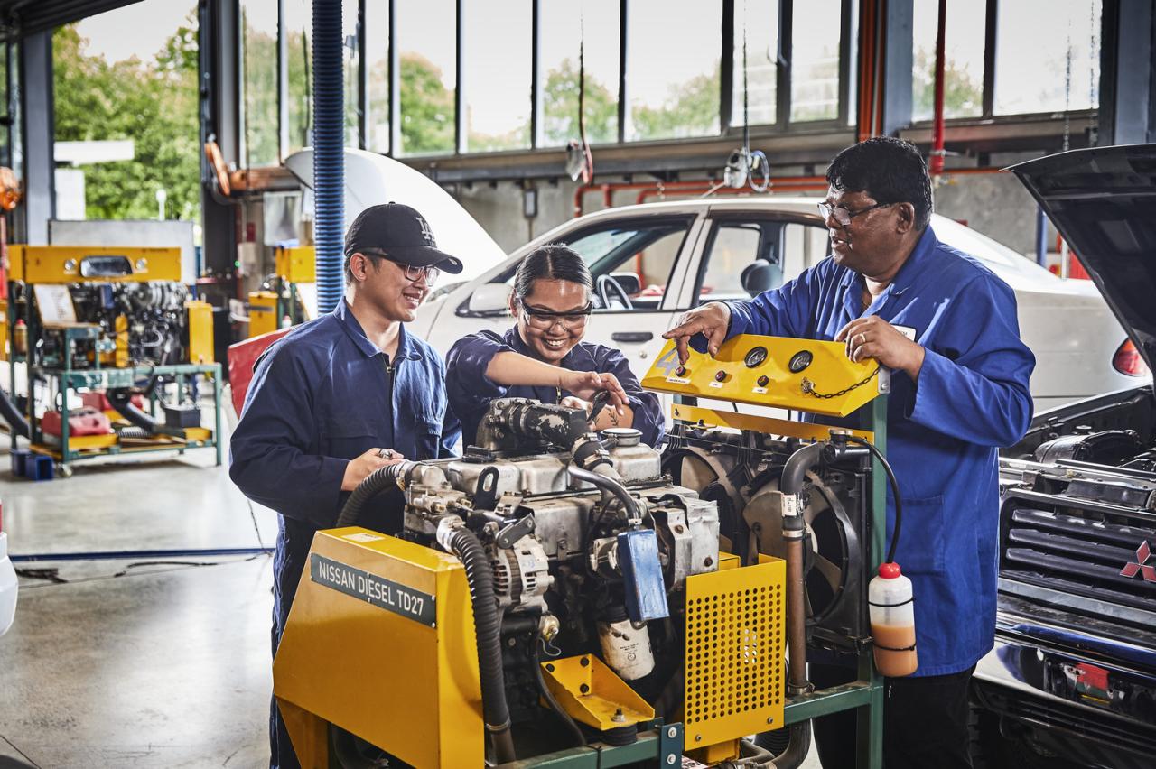 Biaya kuliah jurusan otomotif di bandung